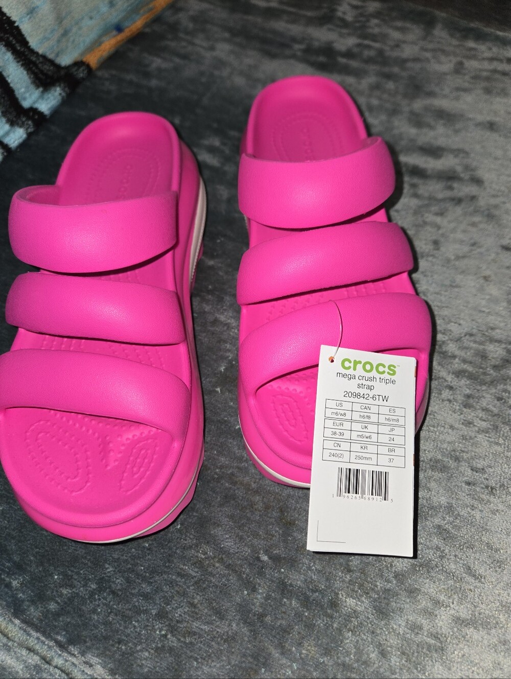 Crocs Mega Crush Triple Strap NWT